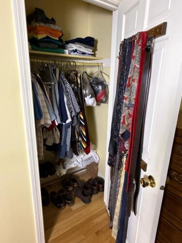 M-L Men's Clothing Lot
