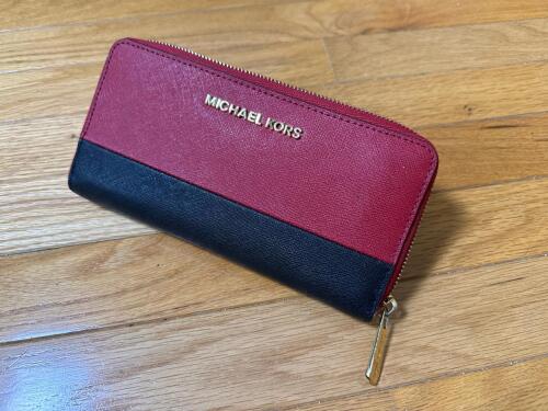 Michael Kors Red and Black Zip Wallet