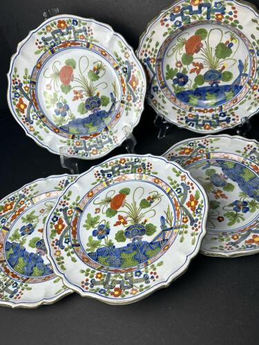 CALF Faenza Italian Hand-Painted Majolica Plates & 1 Bowl