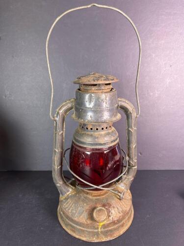 Dietz Little Wizard Lantern with Red Globe