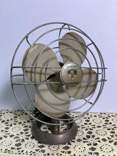 Vintage Emerson Electric Desk Fan
