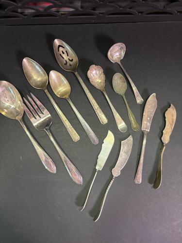 Assorted Silverplate Flatware, Most Rogers & Hamilton