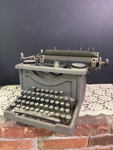 Vintage Manual Typewriter Gray Metal Finish