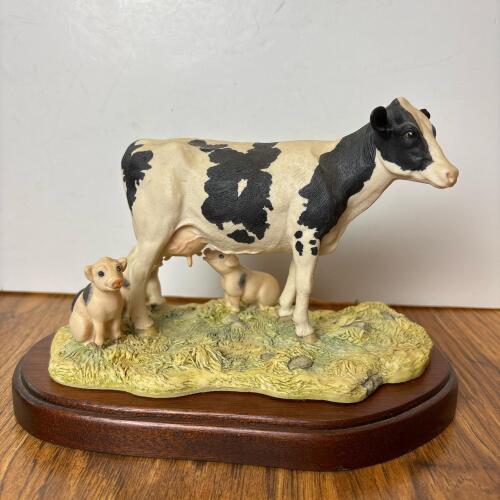 "Piggin Out" Schmid BFA Figurine by Lowell Davis