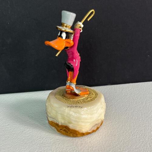 Warner Bros. Daffy Duck Limited Edition Figurine