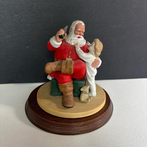 Royal Orleans Coca-Cola Classic Santa Claus Limited Edition Figurine 1984