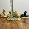 Lowell Davis Schmid Farm Chick Figurines - 4