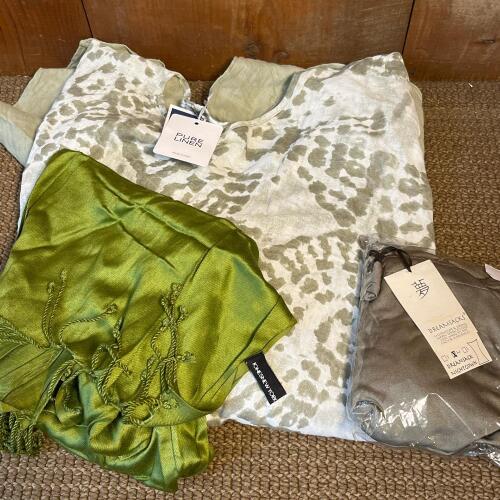 Womens Linen Poncho And Accessories Set