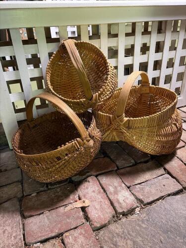 Three Split Oak Buttocks Baskets in Rustic Style