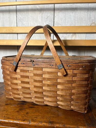 Woven Oak Picnic Basket with Hinged Lid and Dual Handles