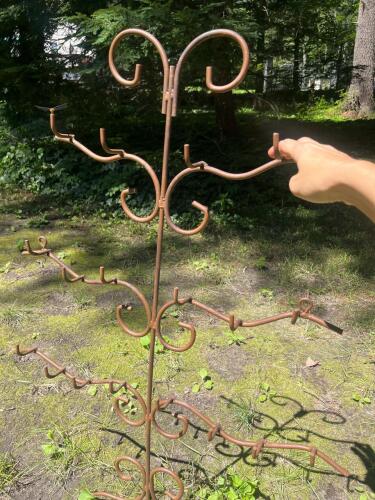 Metal Scrollwork Display Stand with Curved Hooks