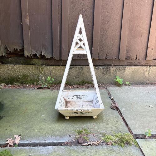White Painted Metal Planter with Pyramidal Trellis