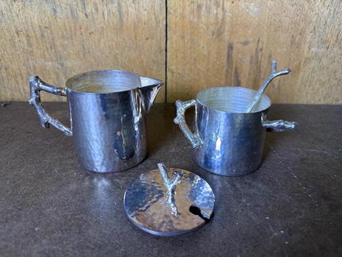 Michael Aram Creamer and Sugar Set with Hammered Finish