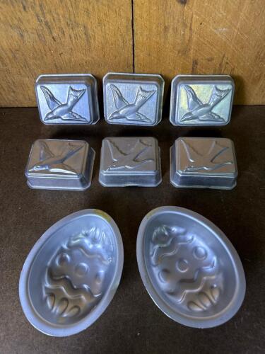 Vintage Aluminum Bird and Egg-Shaped Baking Molds