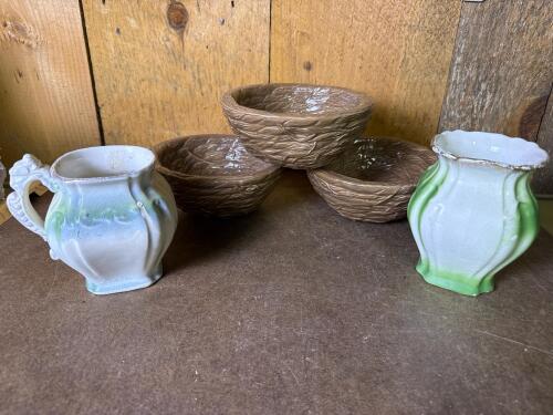Vintage-Style Ceramic Vases and Harvest Goods Bowls