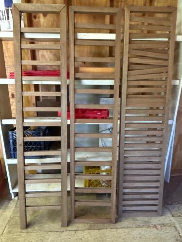 Wooden Louvered with Hinges