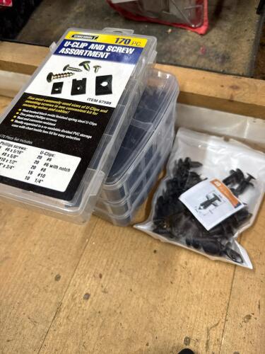 U-Clip and Screw Assortment with Retainer Clips