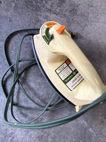 General Electric Light 'n Easy Steam and Dry Iron