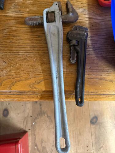 Pipe Wrenches Including Masterhand and Heavy Duty Steel