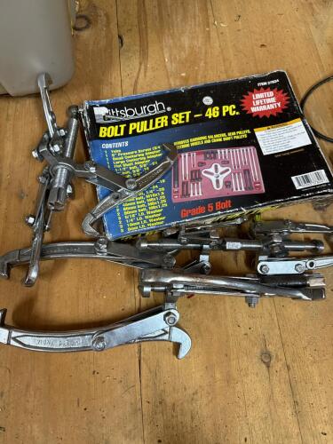 Pittsburgh Bolt Puller Set with Gear Pullers
