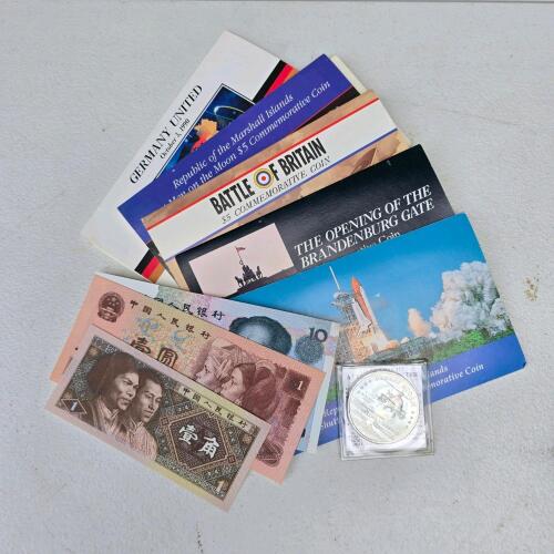 Commemorative Coins and Chinese Banknotes Collection