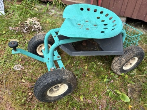 Garden Scoot Carts with Adjustable Swivel Seat