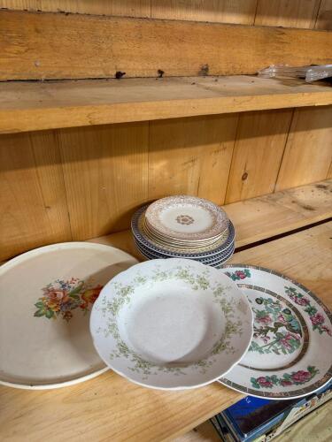Assorted Vintage Decorative Plates
