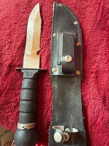 Survival Knife with Black Sheath, 420 Stainless Blade, Missing Compass