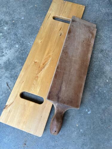 Wood Paddle-Style Bread Board with Long Cutting Board