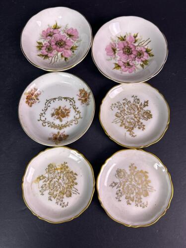 Limoges-Style Small Porcelain Dishes with Floral Motifs