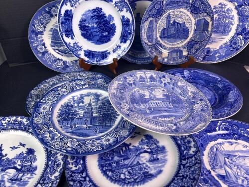 Twelve English Dinner Blue & White Size 12 Plates