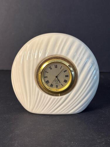 Lenox Quartz Shell-Shaped Porcelain Desk Clock