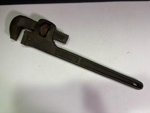 Walworth Company 18 Inch Pipe Wrench