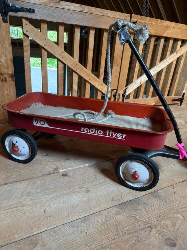 Vintage Radio Flyer 90 Red Metal Pull Wagon