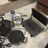 Lot of Kitchen Appliances - 5