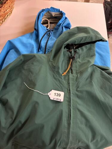 Pair Gore-Tex Rain Jacket and Pants Sets in Green and Blue