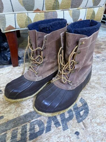 Duck Boots with Removable Liners