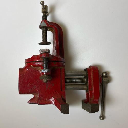 Red Table Clamp Vise