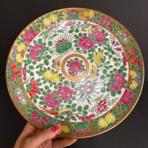 Famille Rose-Style Ceramic Charger with Floral Motif