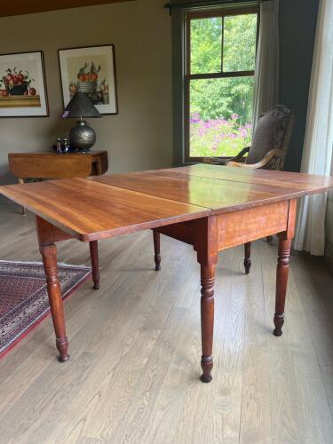 Sheraton Gate-Leg Dining Table