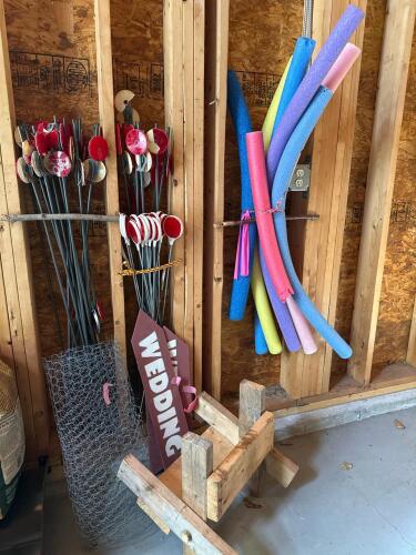 Assorted Yard Markers, Pool Noodles, Wedding Signs, Wire Mesh