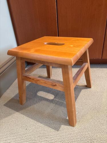 Wooden Step Stool with Handle Opening