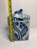 Blue and White Chinese Porcelain Lidded Jar With Qianlong Mark - 2