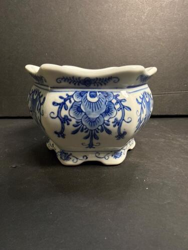Blue and White Floral Porcelain Bowl in the Delft-Style