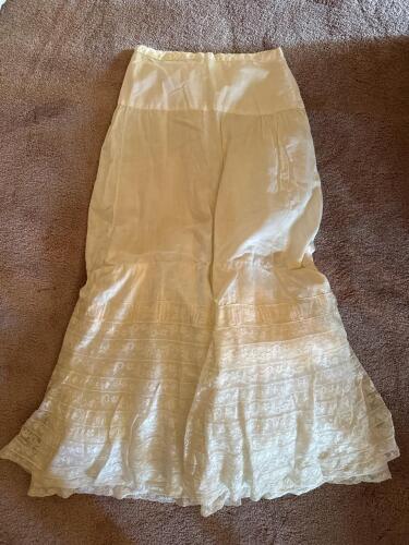Antique White Cotton and Lace Petticoat Skirt