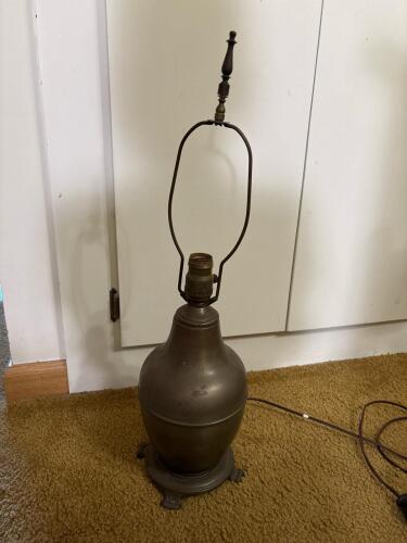 Brass-Like Metal Table Lamp
