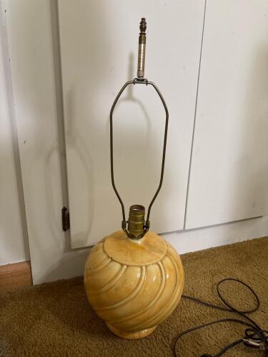 Vintage Ceramic Table Lamp