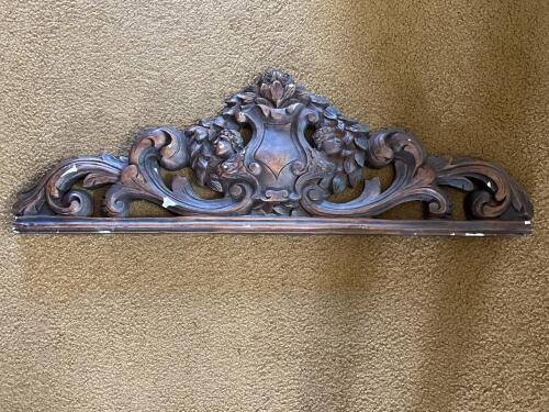 Ornate Plaster Crest Pediment