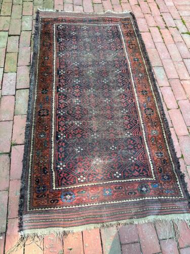 Hand-Knotted Wool Rug in Tribal-Style Geometric Pattern