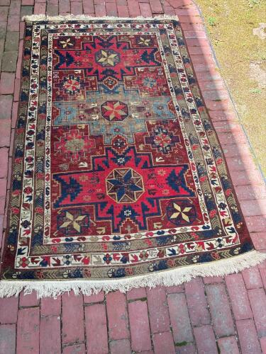 Vintage Oriental-Style Wool Rug